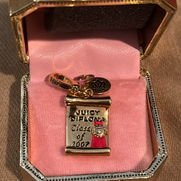 Juicy Couture Limited Edition Charm—2007 Diploma - Picture 2 of 5
